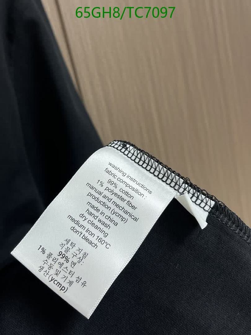 LV-Clothing Code: TC7097 $: 65USD