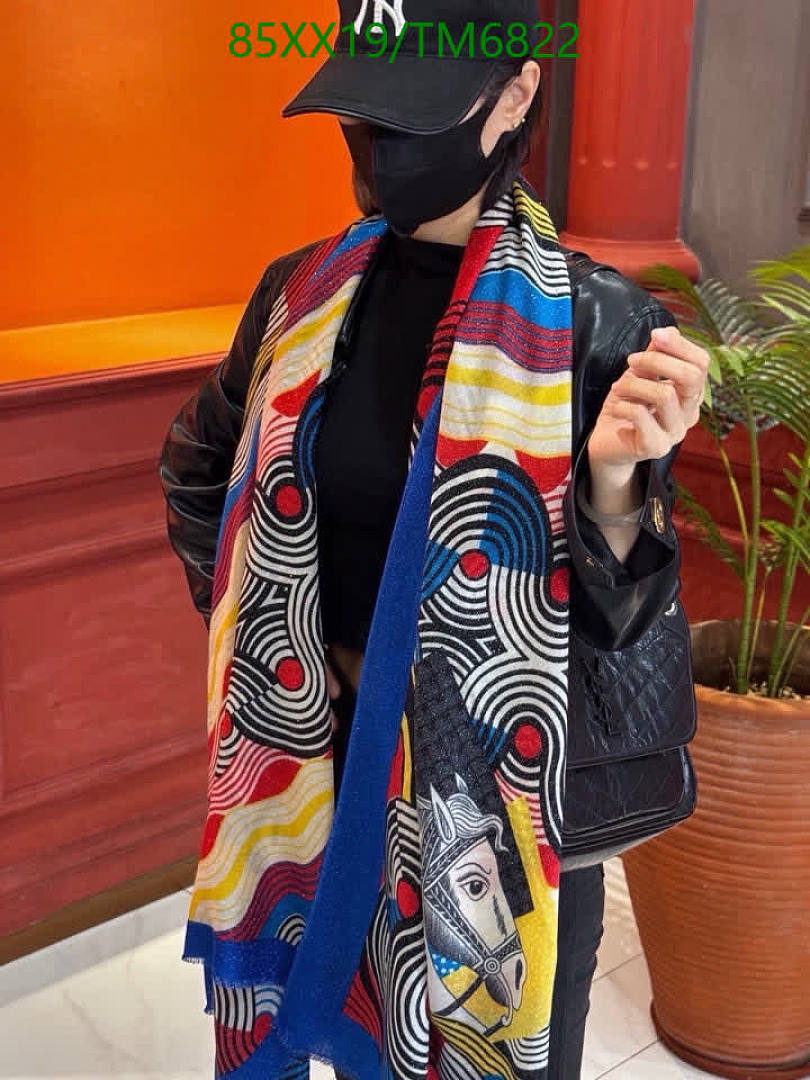 Hermes-Scarves Code: TM6822 $: 85USD