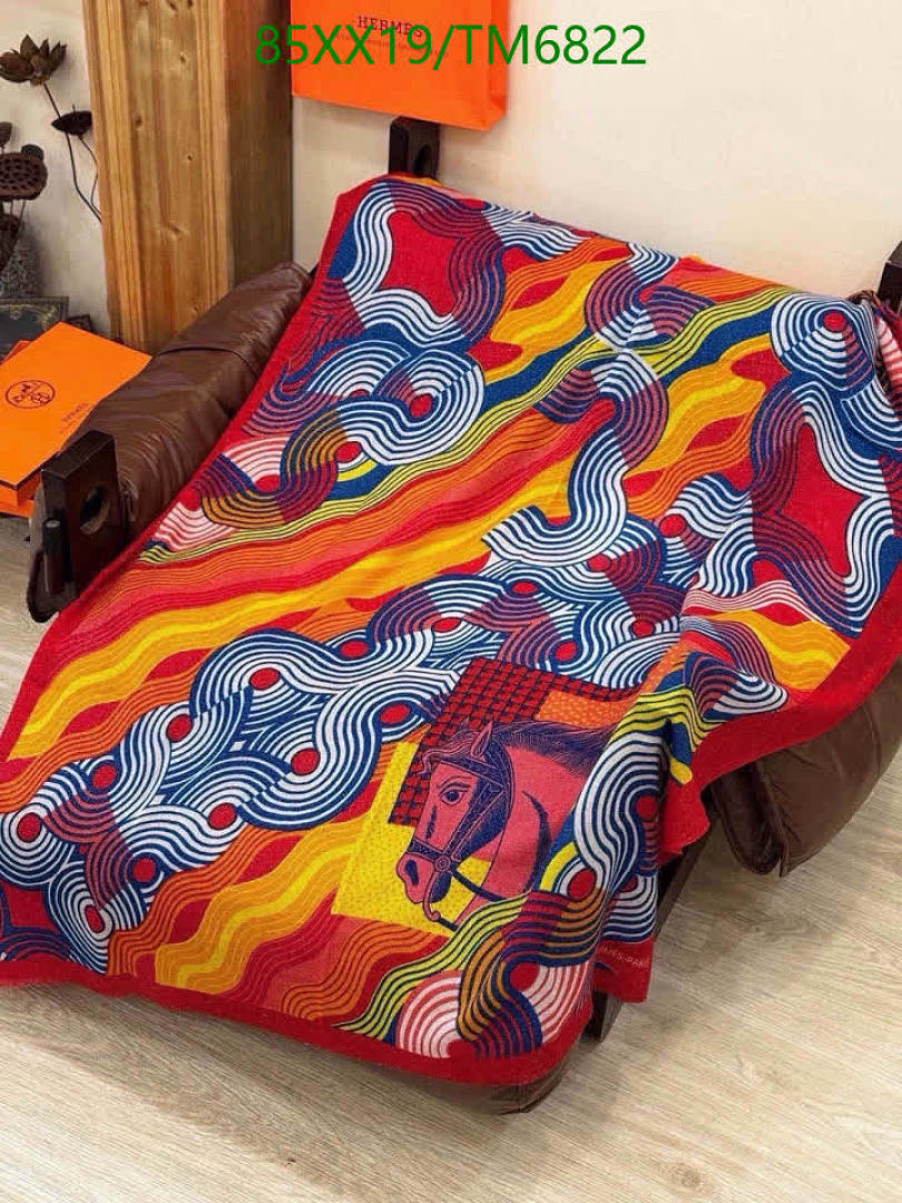 Hermes-Scarves Code: TM6822 $: 85USD