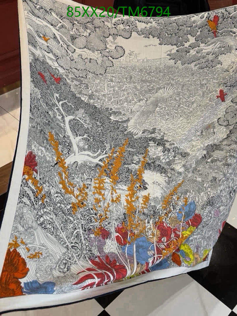 Hermes-Scarves Code: TM6794 $: 85USD