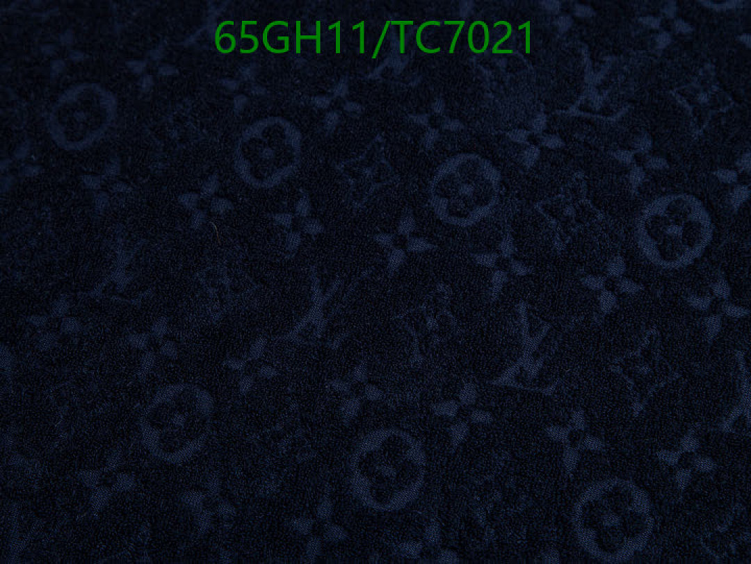 LV-Clothing Code: TC7021 $: 65USD