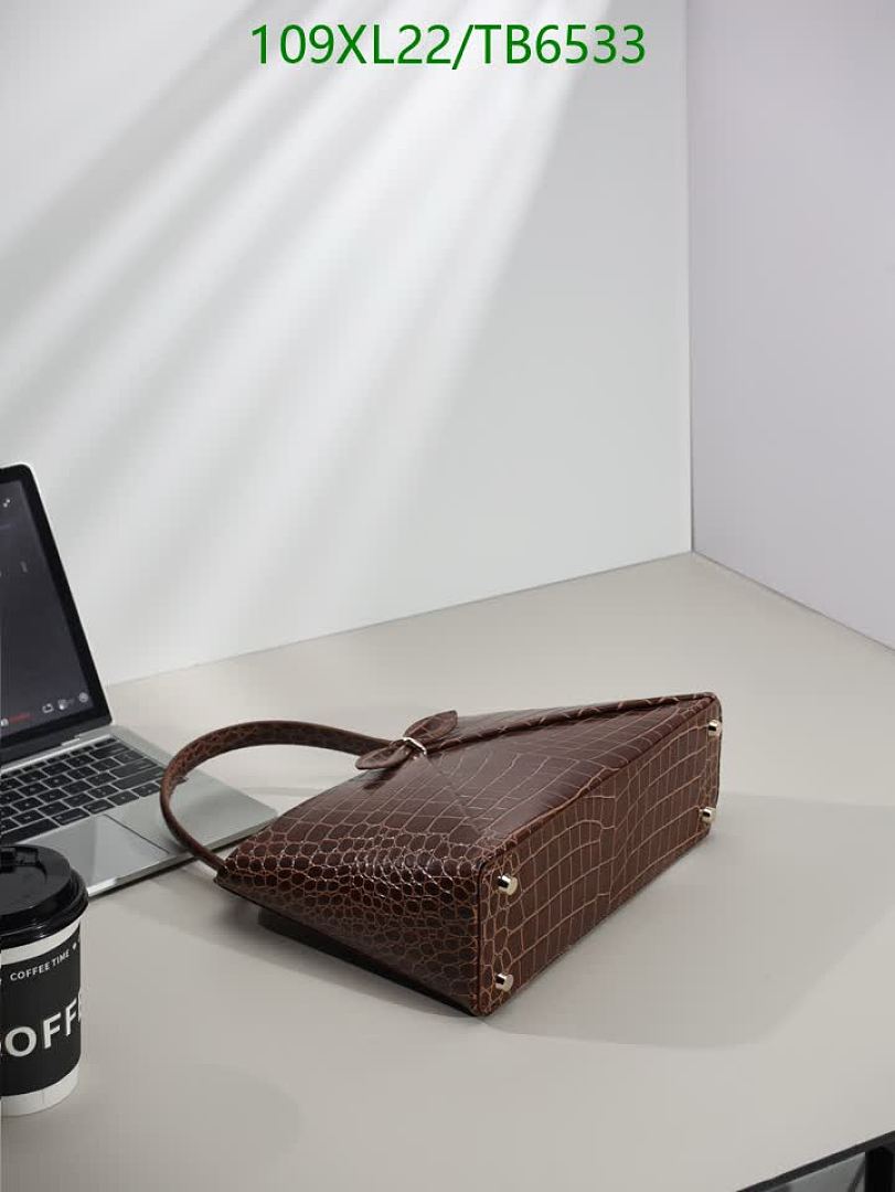 Dior-Bags(4A) Code: TB6533 $: 109USD