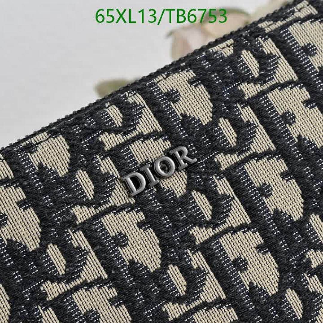 Dior-Bags(4A) Code: TB6753 $: 65USD