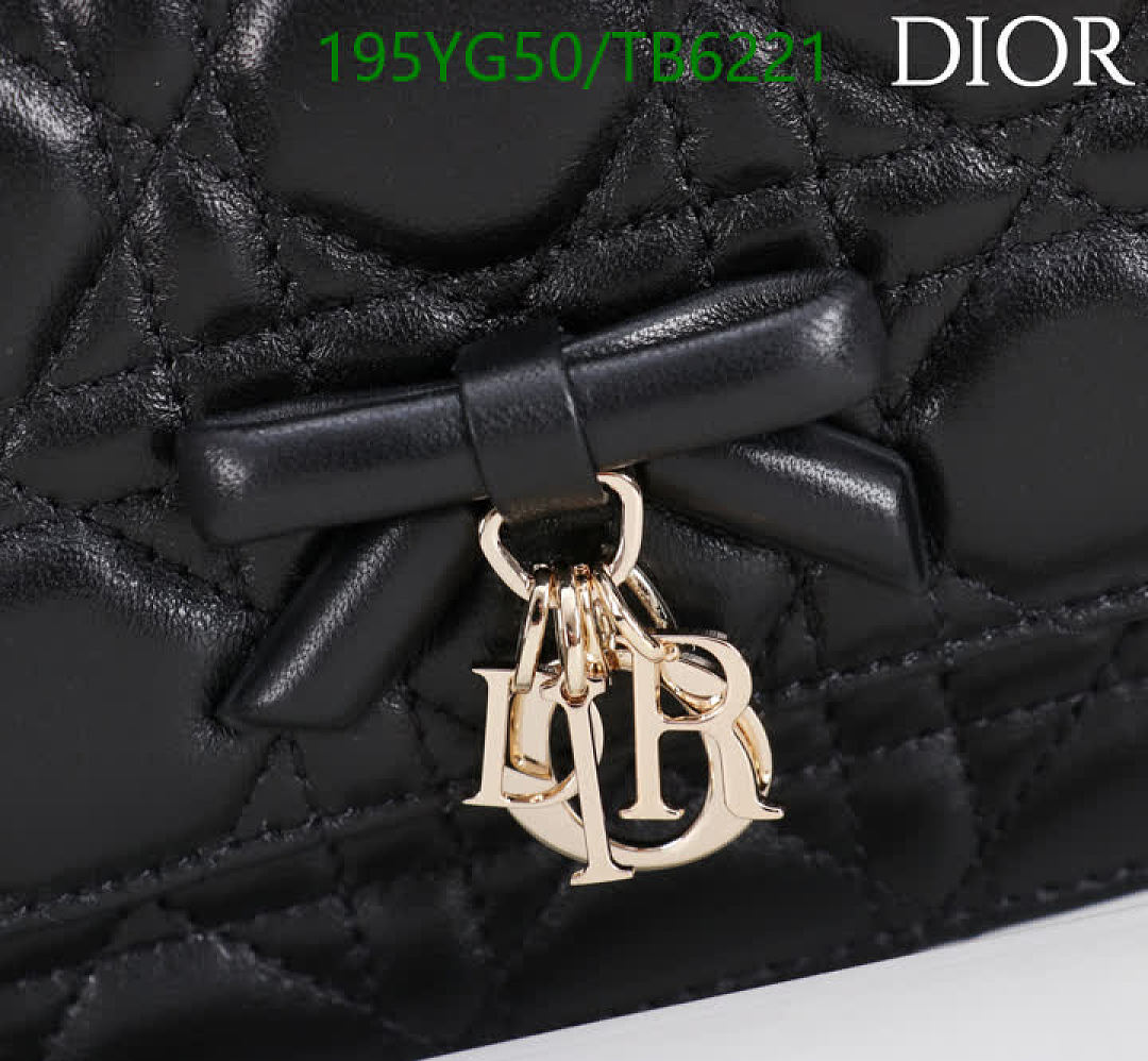 Dior-Bags(5A) Code: TB6221 $: 195USD
