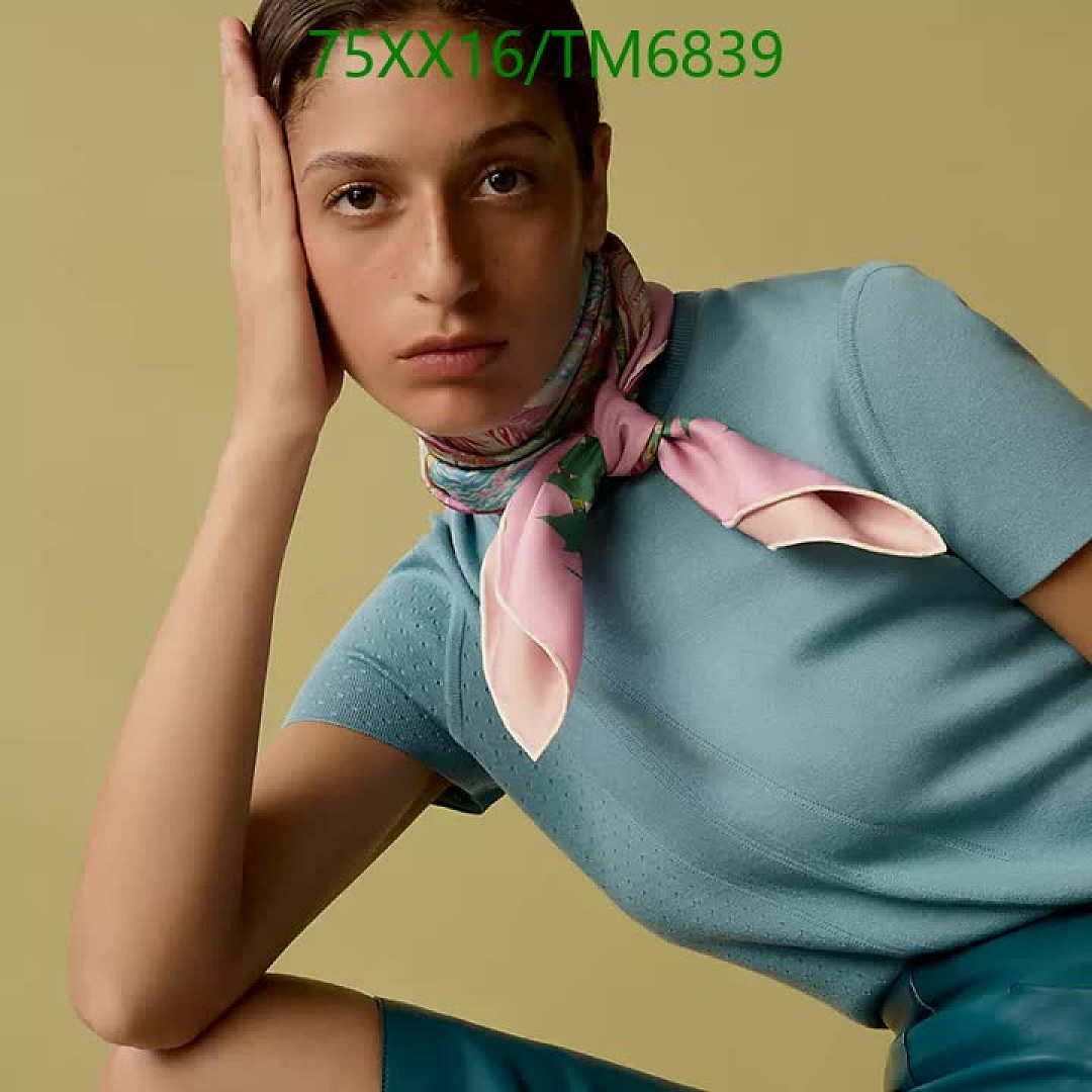 Hermes-Scarves Code: TM6839 $: 75USD