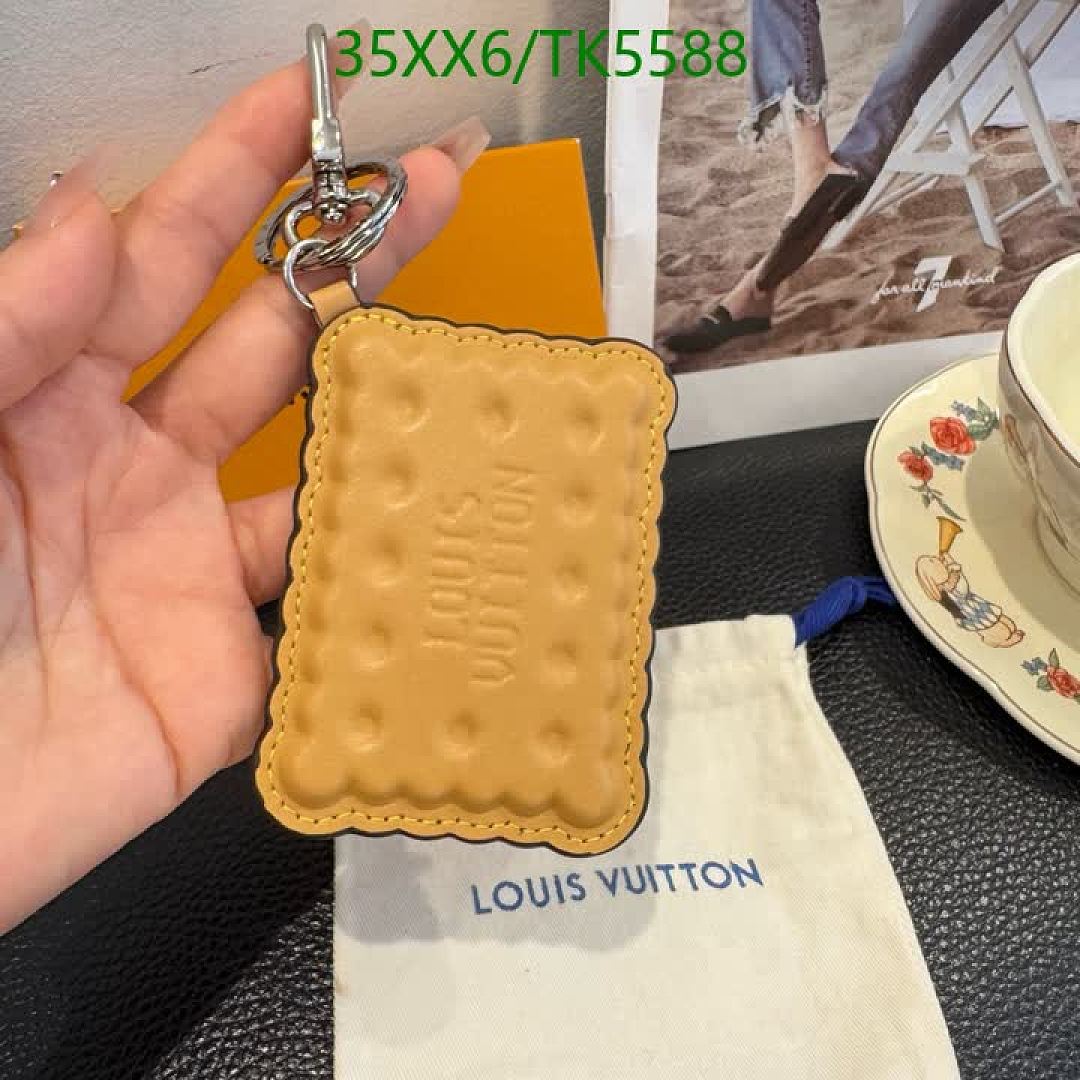LV-Keychains & Bag Charms Code: TK5588 $: 35USD