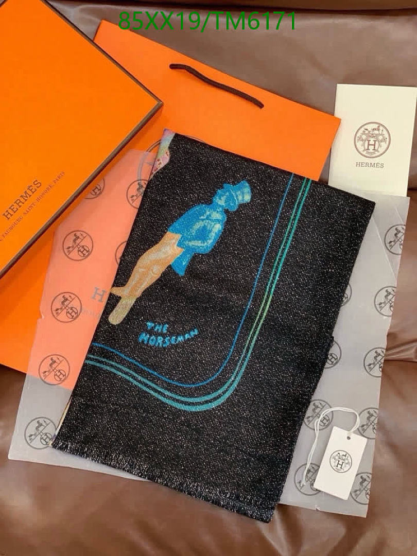 Hermes-Scarves Code: TM6171 $: 85USD