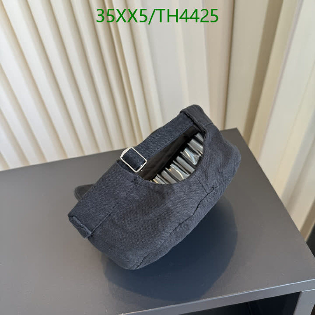 YSL-Hats Code: TH4425 $: 35USD