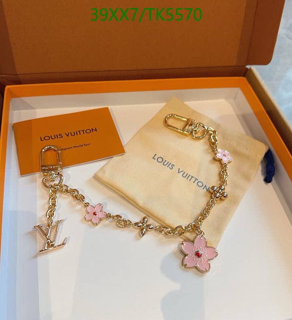 LV-Keychains & Bag Charms Code: TK5570 $: 39USD