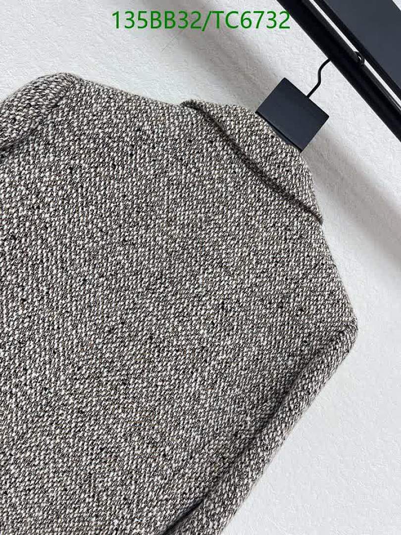 Dior-Clothing Code: TC6732 $: 135USD