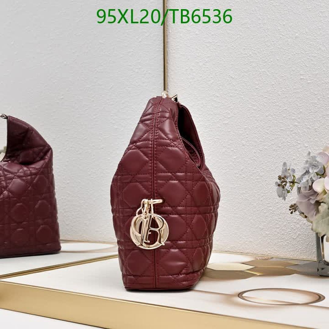 Dior-Bags(4A) Code: TB6536 $: 95USD