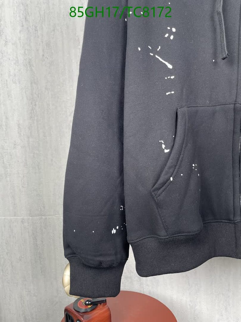 Supreme-Clothing Code: TC8172 $: 85USD