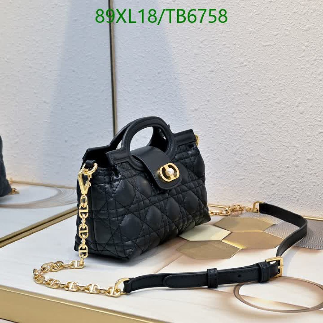 Dior-Bags(4A) Code: TB6758 $: 89USD