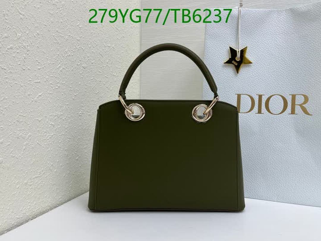 Dior-Bags(5A) Code: TB6237 $: 279USD