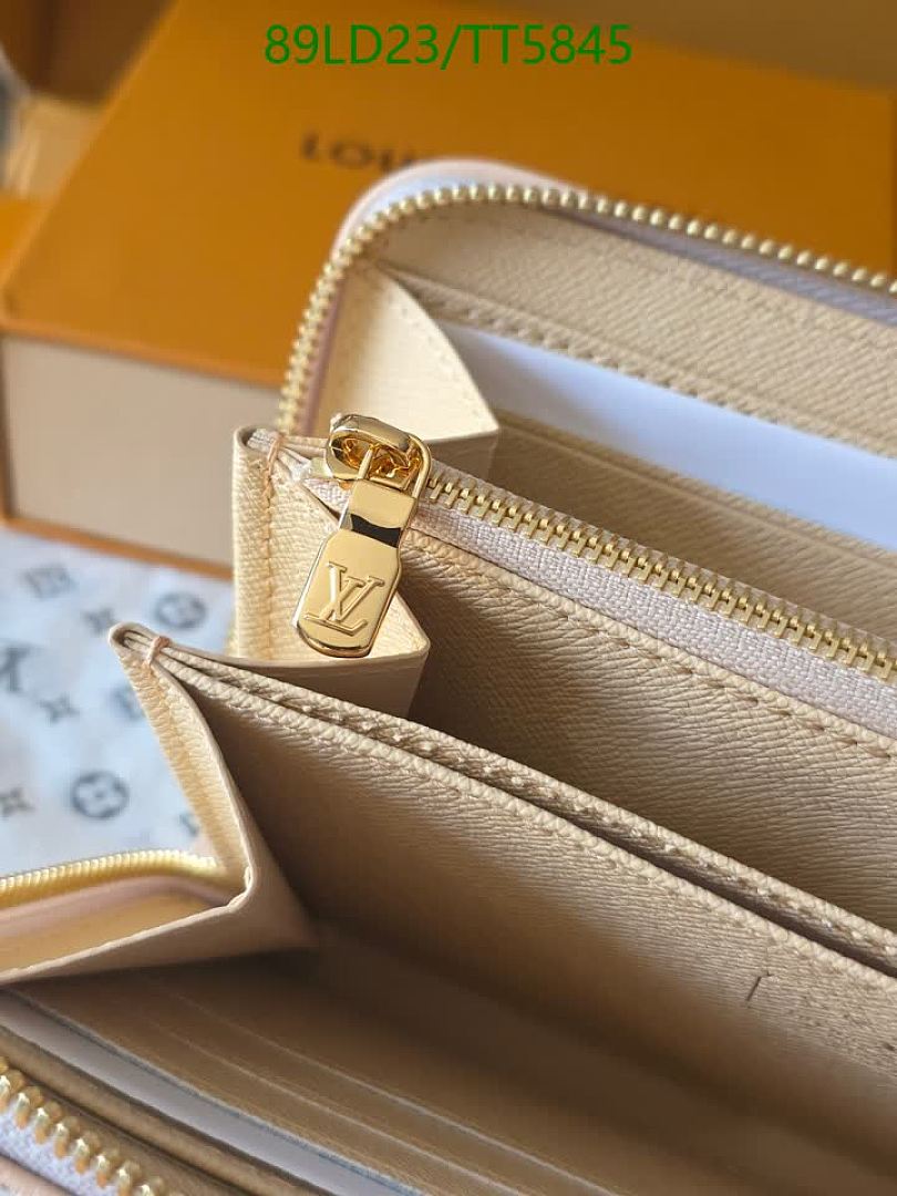 LV-Wallets(5A) Code: TT5845 $: 89USD