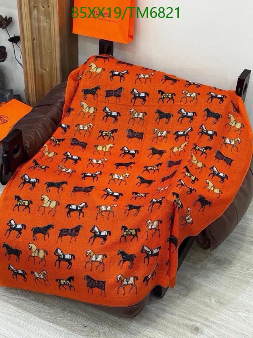 Hermes-Scarves Code: TM6821 $: 85USD