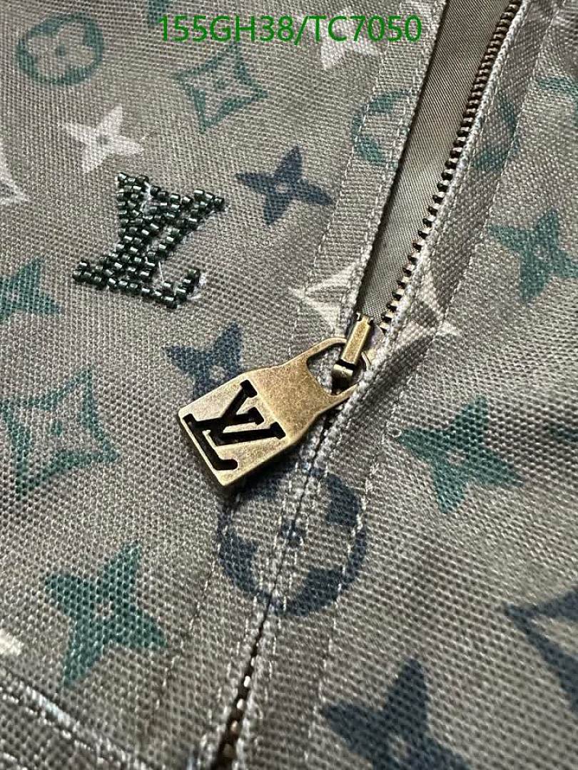 LV-Clothing Code: TC7050 $: 155USD