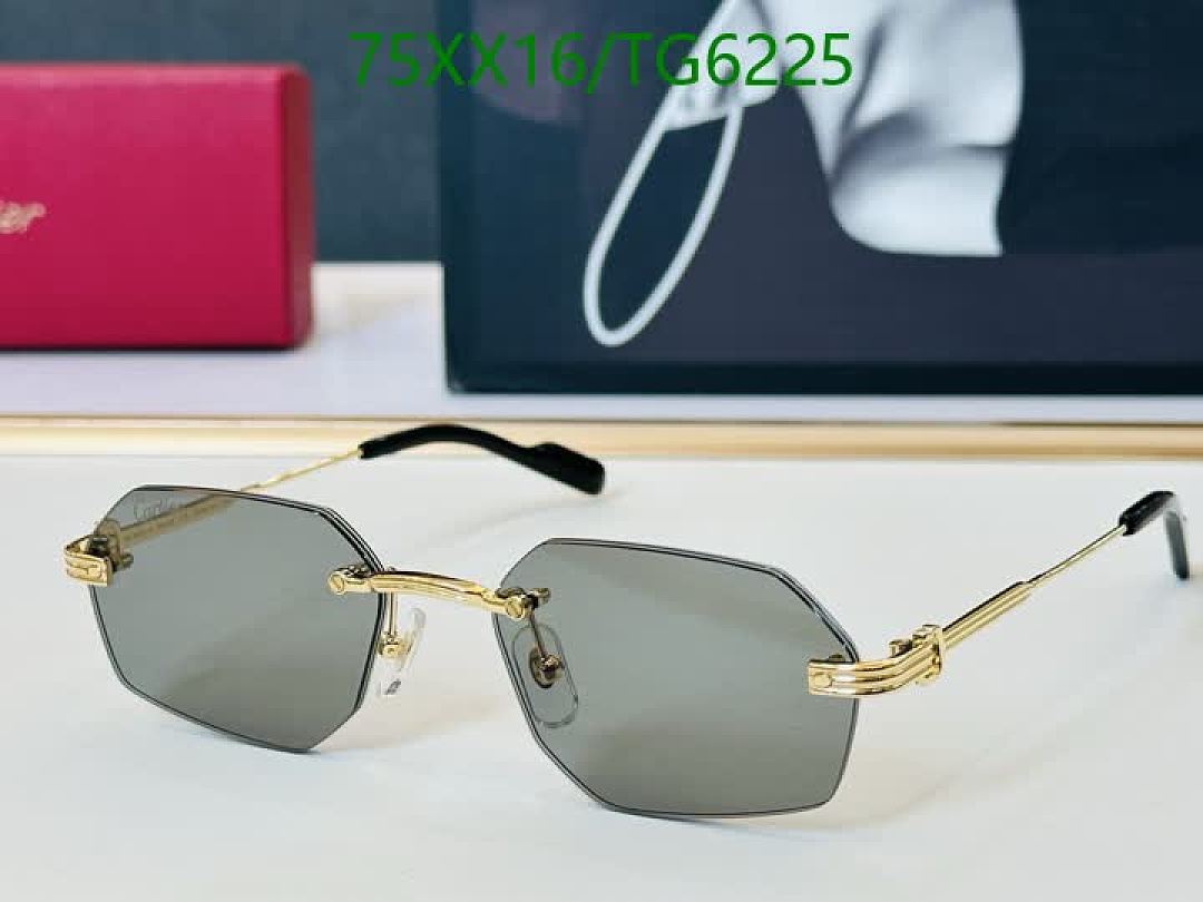 Cartier-Glasses Code: TG6225 $: 75USD