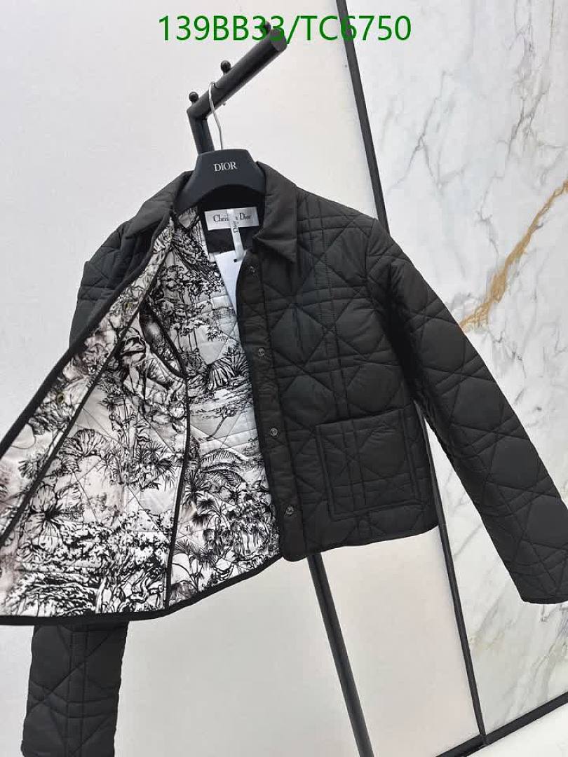 Dior-Clothing Code: TC6750 $: 139USD