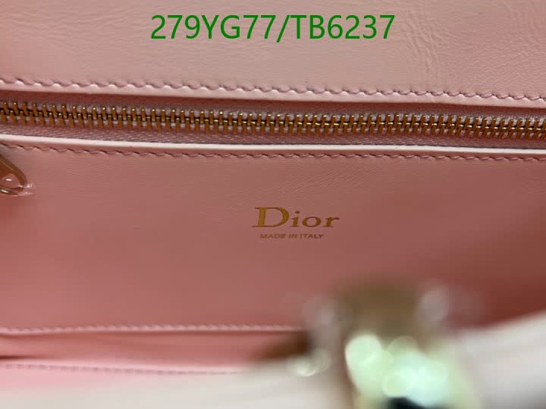 Dior-Bags(5A) Code: TB6237 $: 279USD