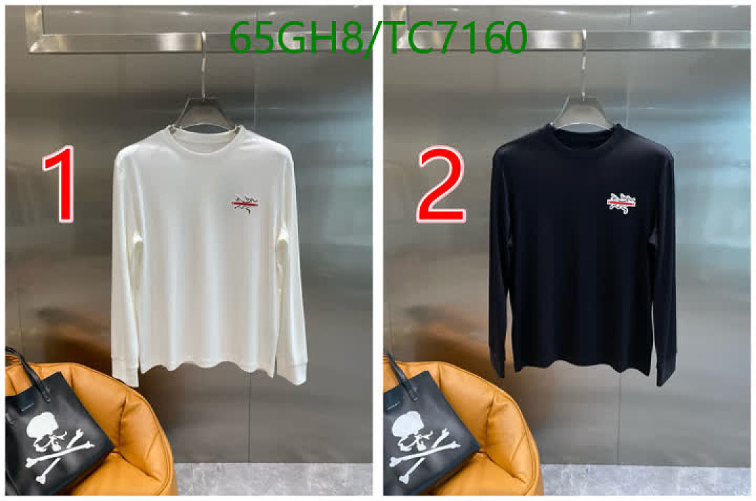 Burberry-Clothing Code: TC7160 $: 65USD