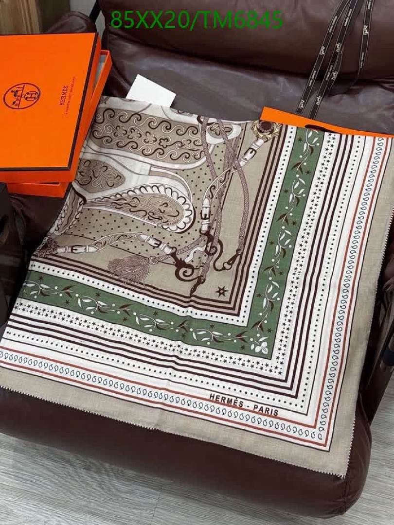 Hermes-Scarves Code: TM6845 $: 85USD