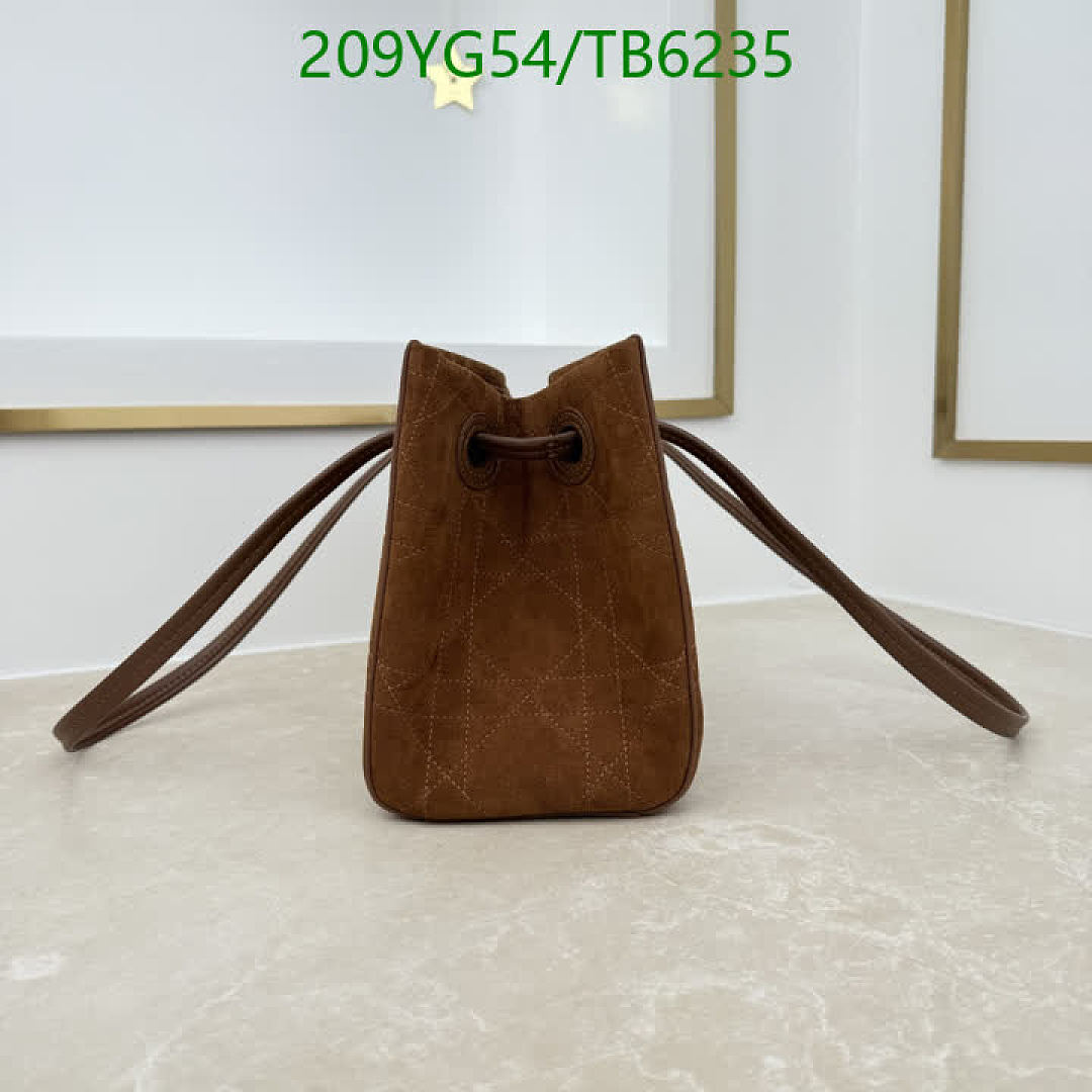 Dior-Bags(5A) Code: TB6235 $: 209USD