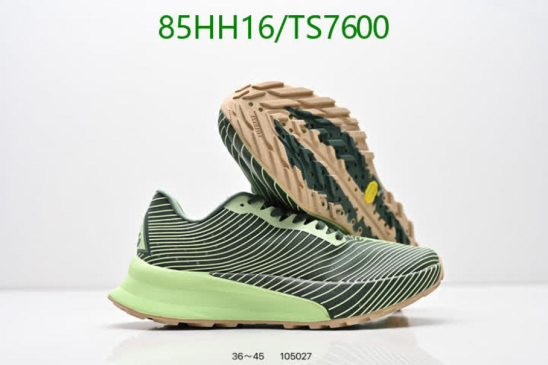 NIKE-Shoes(Women) Code: TS7600 $: 85USD