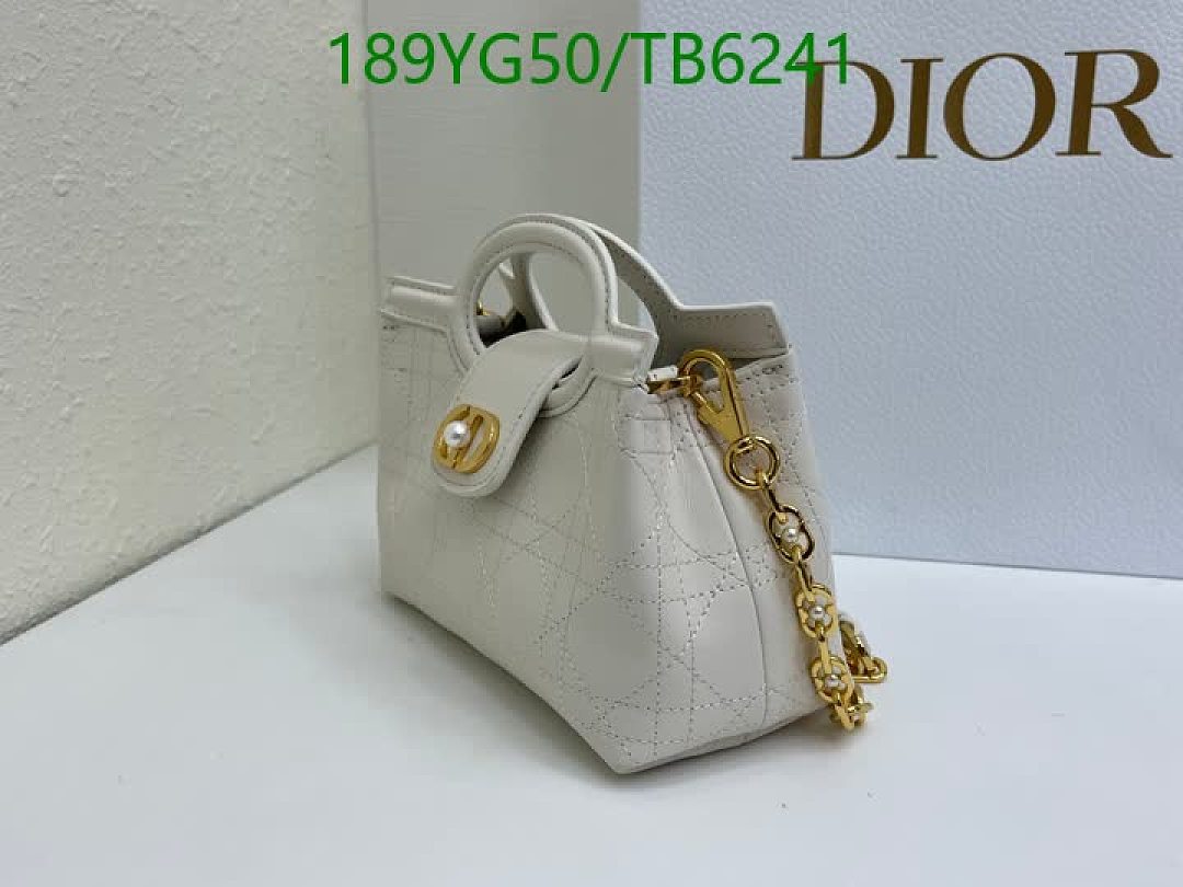 Dior-Bags(5A) Code: TB6241 $: 189USD