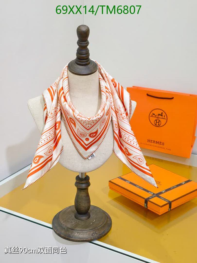 Hermes-Scarves Code: TM6807 $: 69USD