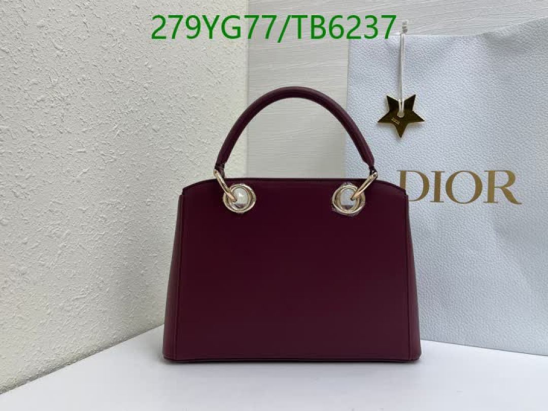 Dior-Bags(5A) Code: TB6237 $: 279USD