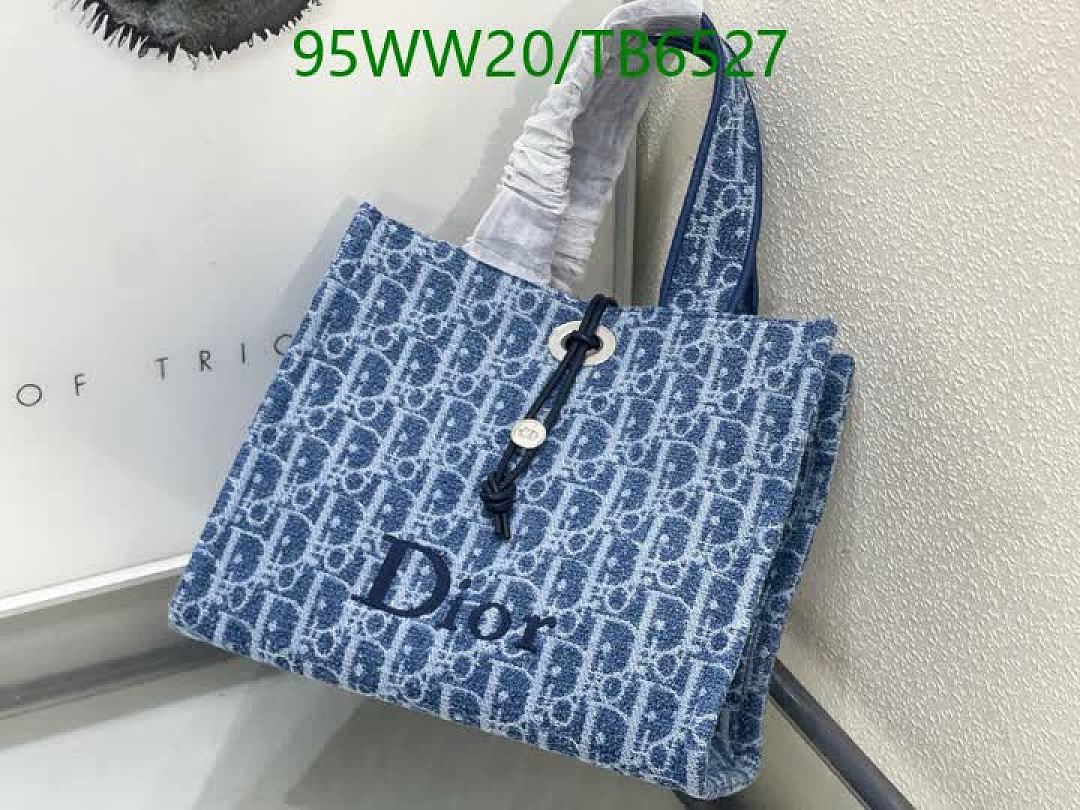 Dior-Bags(4A) Code: TB6527 $: 95USD