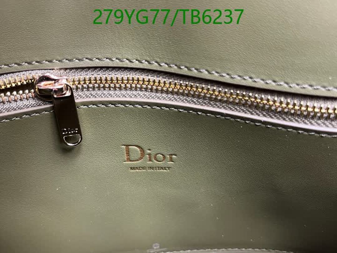 Dior-Bags(5A) Code: TB6237 $: 279USD