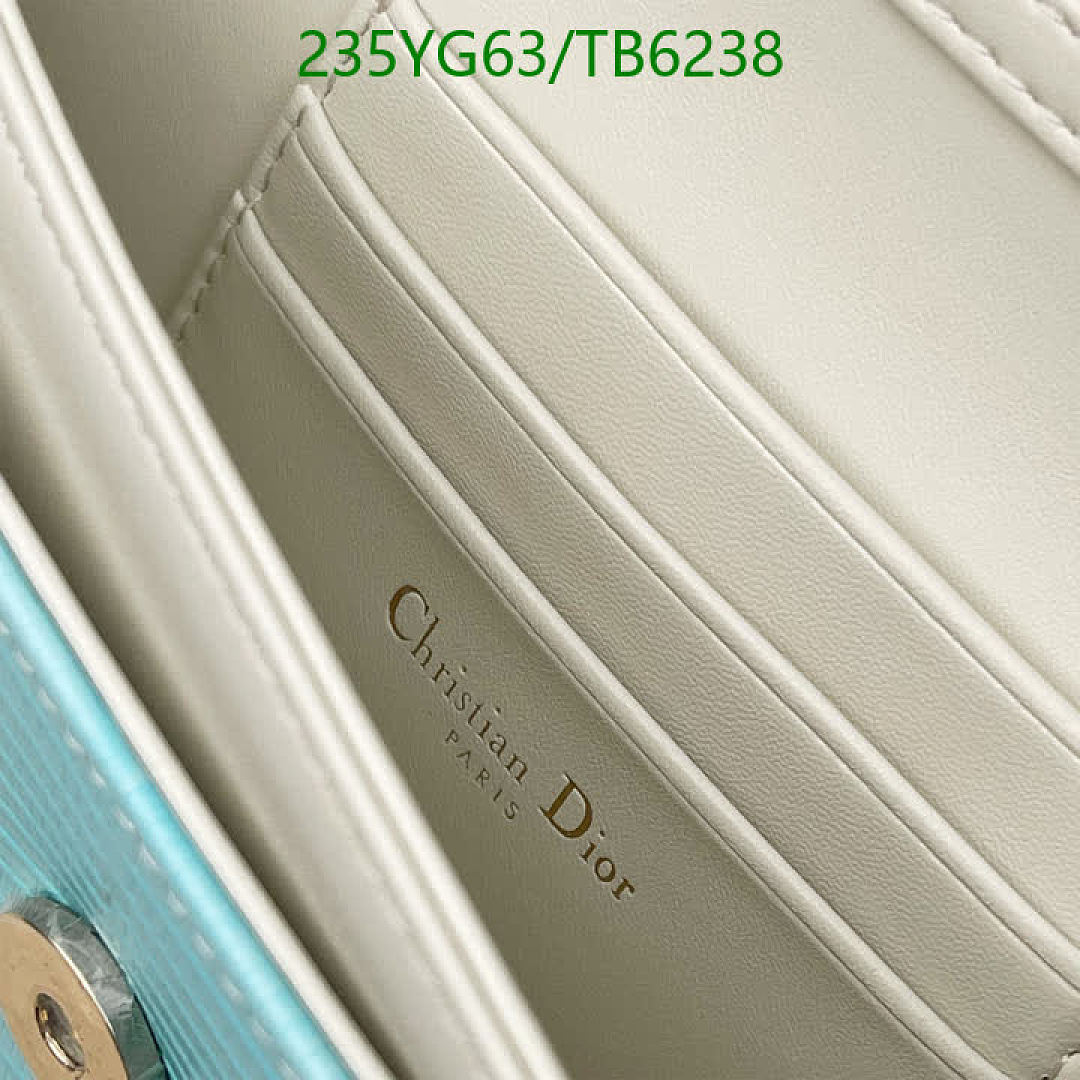Dior-Bags(5A) Code: TB6238 $: 235USD