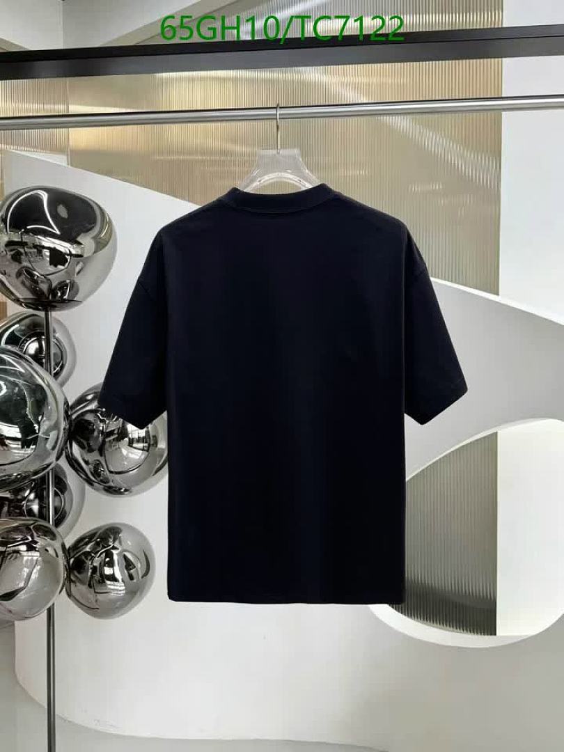 LV-Clothing Code: TC7122 $: 65USD