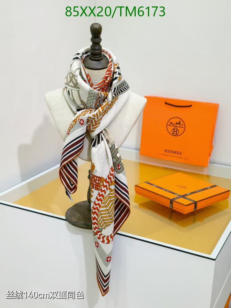 Hermes-Scarves Code: TM6173 $: 85USD