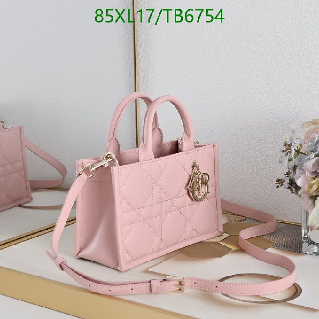 Dior-Bags(4A) Code: TB6754 $: 85USD