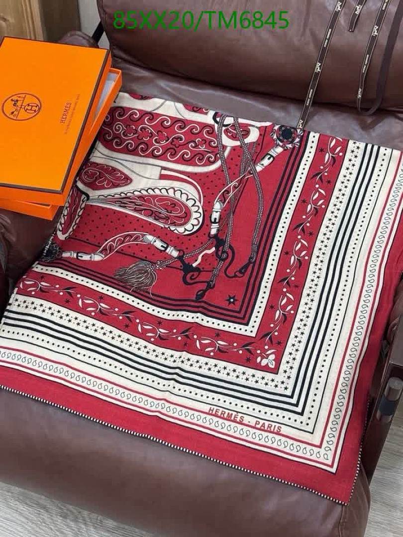 Hermes-Scarves Code: TM6845 $: 85USD