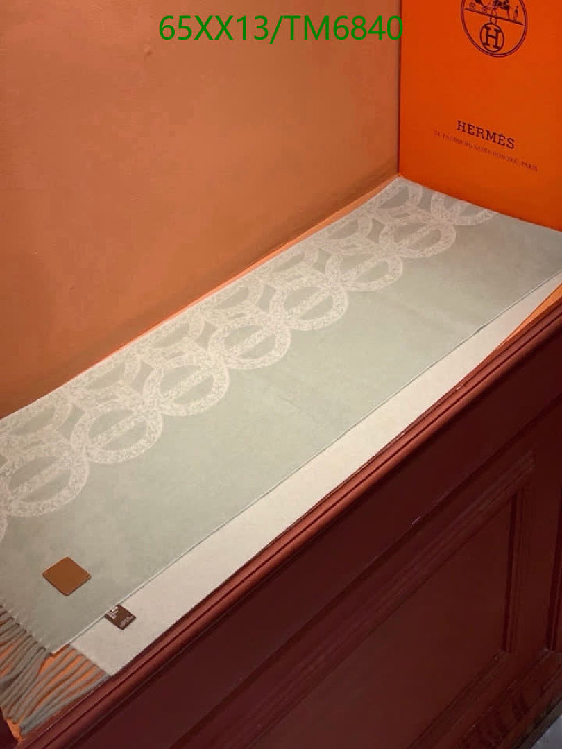 Hermes-Scarves Code: TM6840 $: 65USD
