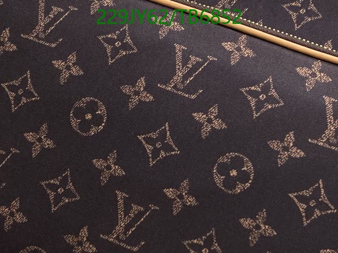 LV-Bags(5A) Code: TB6852 $: 229USD