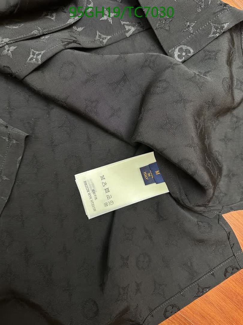 LV-Clothing Code: TC7030 $: 95USD