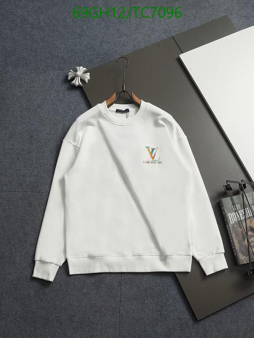 LV-Clothing Code: TC7096 $: 69USD