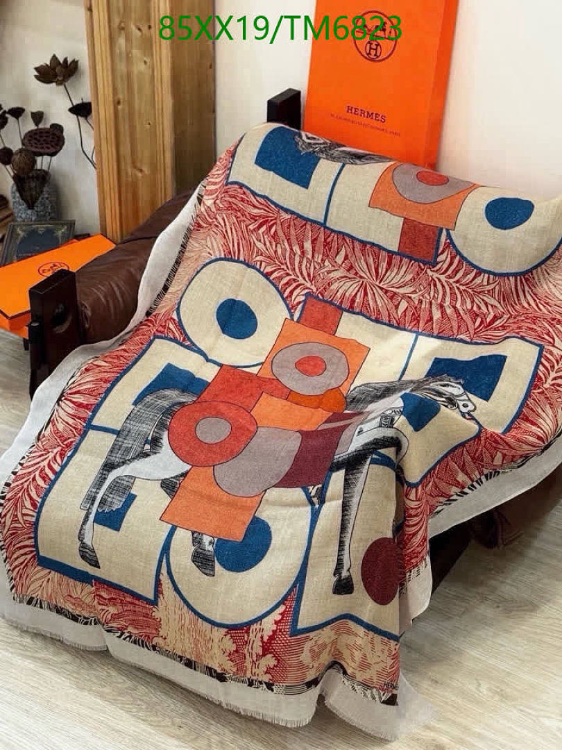Hermes-Scarves Code: TM6823 $: 85USD