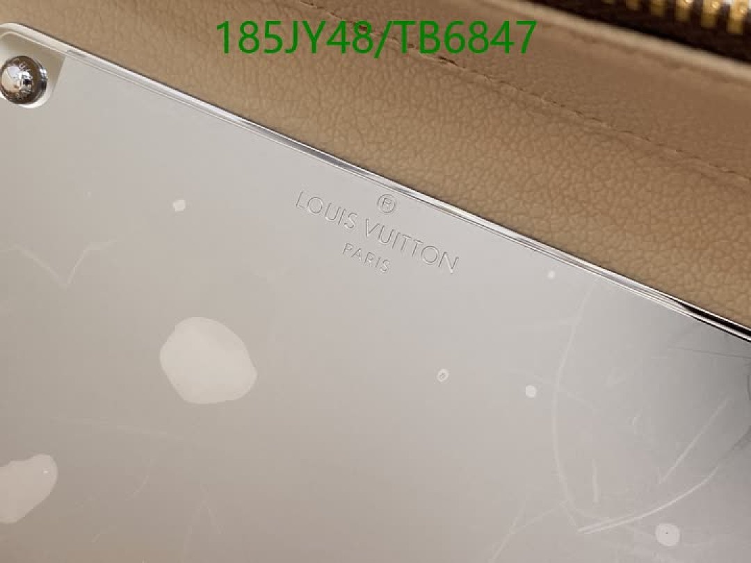 LV-Bags(5A) Code: TB6847 $: 185USD
