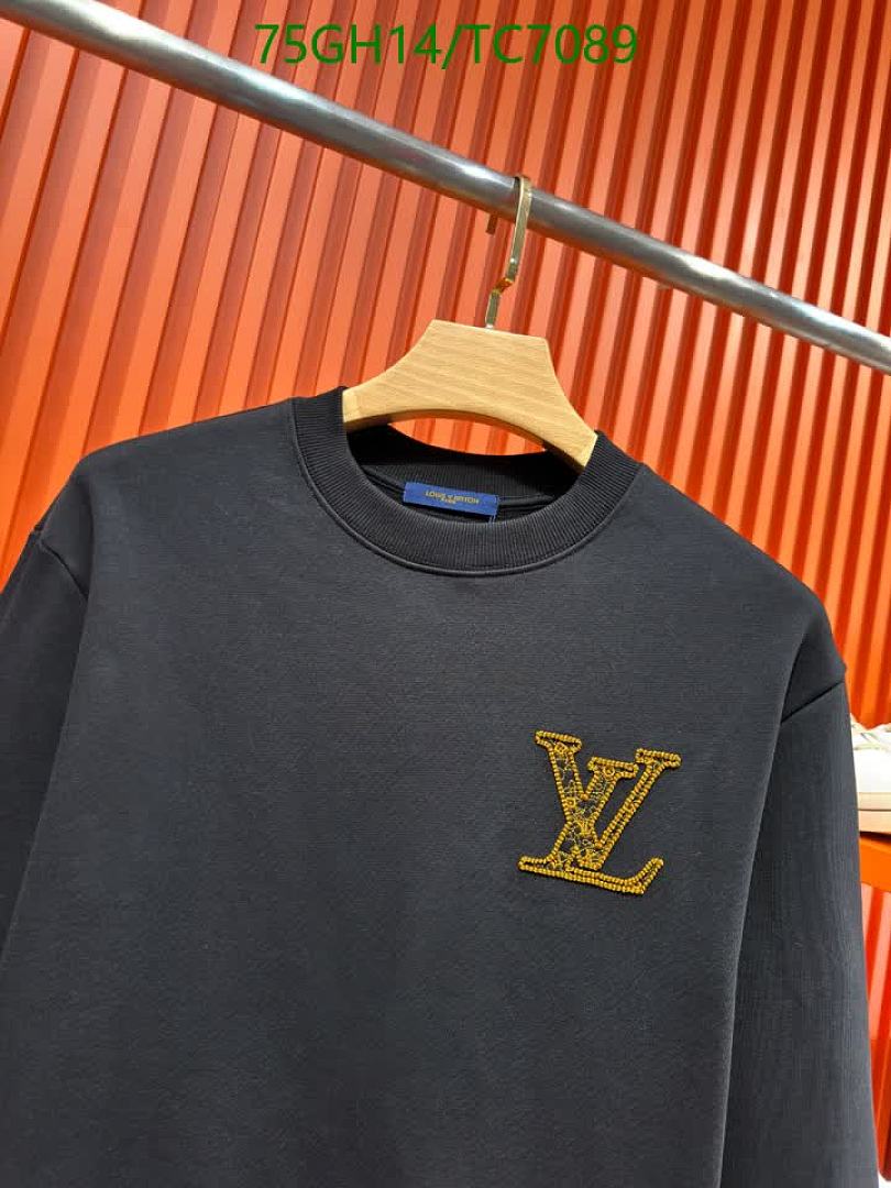 LV-Clothing Code: TC7089 $: 75USD