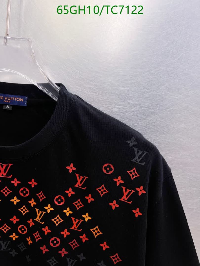 LV-Clothing Code: TC7122 $: 65USD