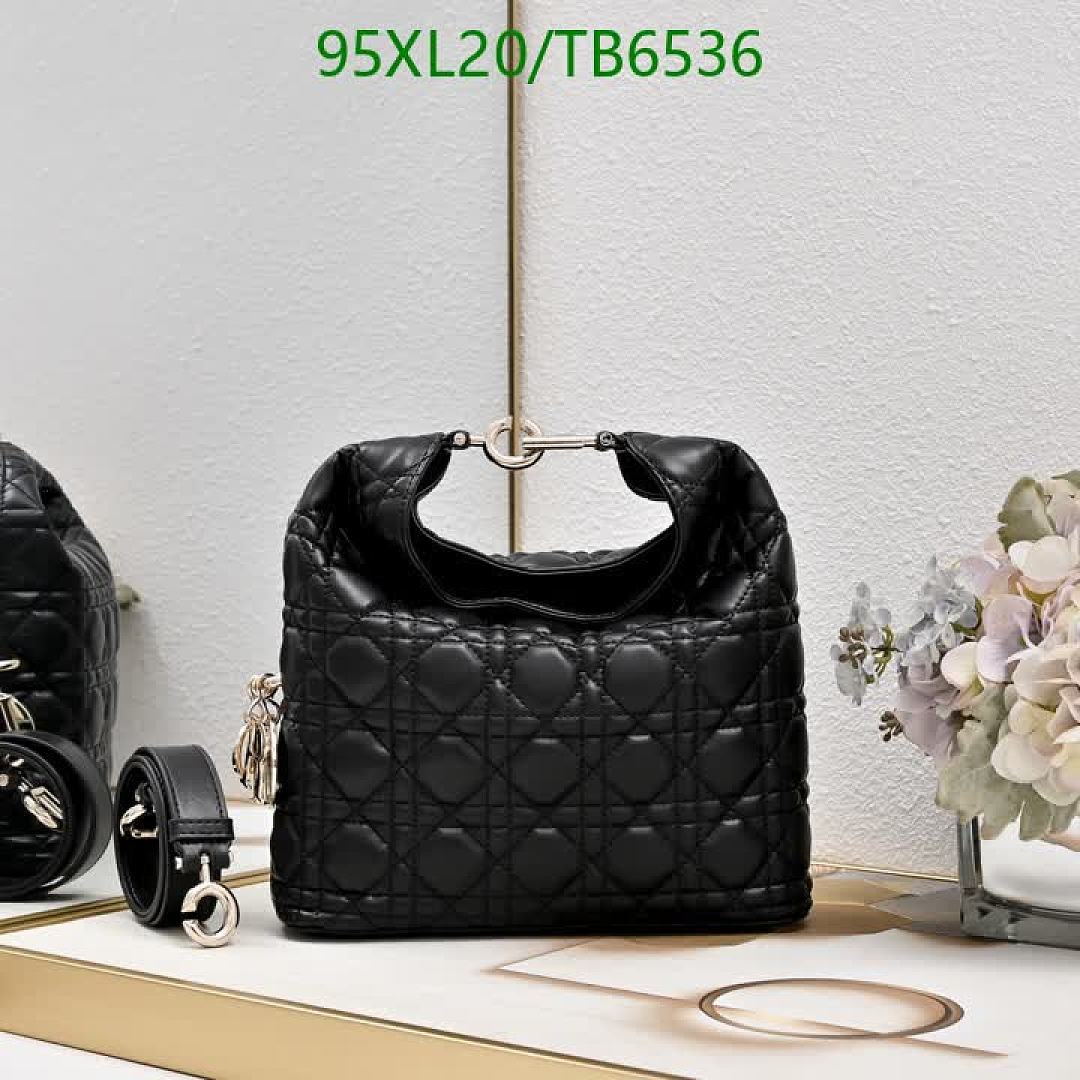 Dior-Bags(4A) Code: TB6536 $: 95USD