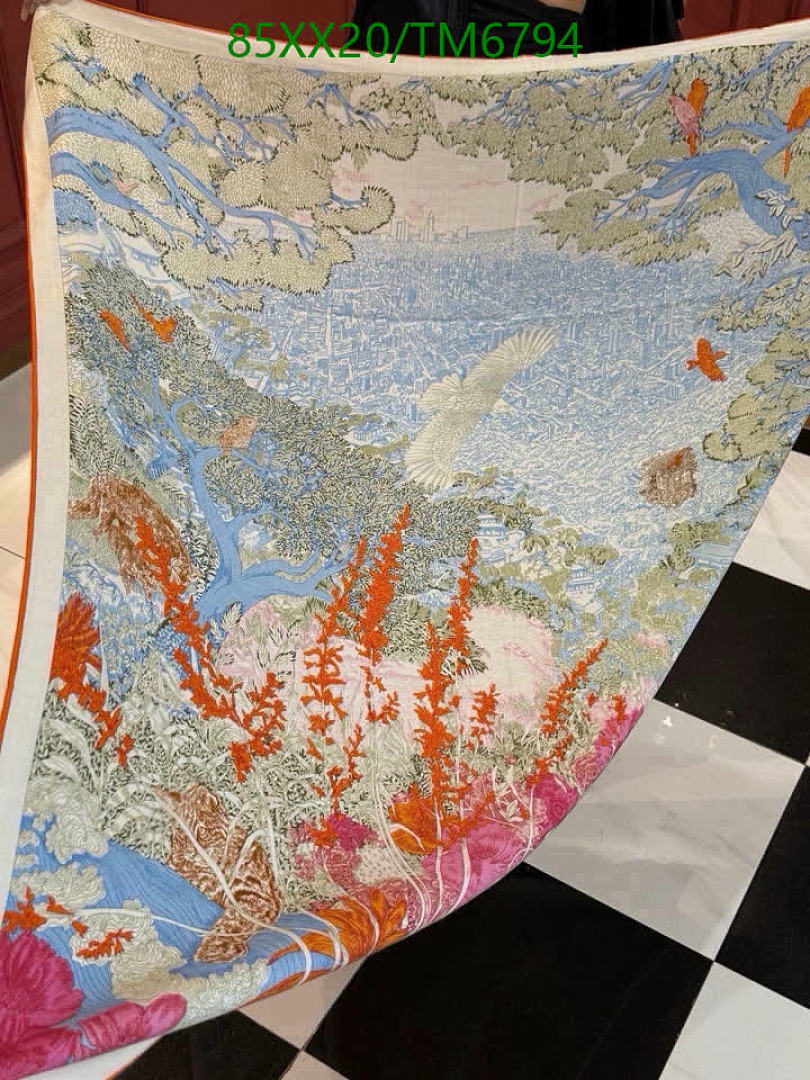 Hermes-Scarves Code: TM6794 $: 85USD