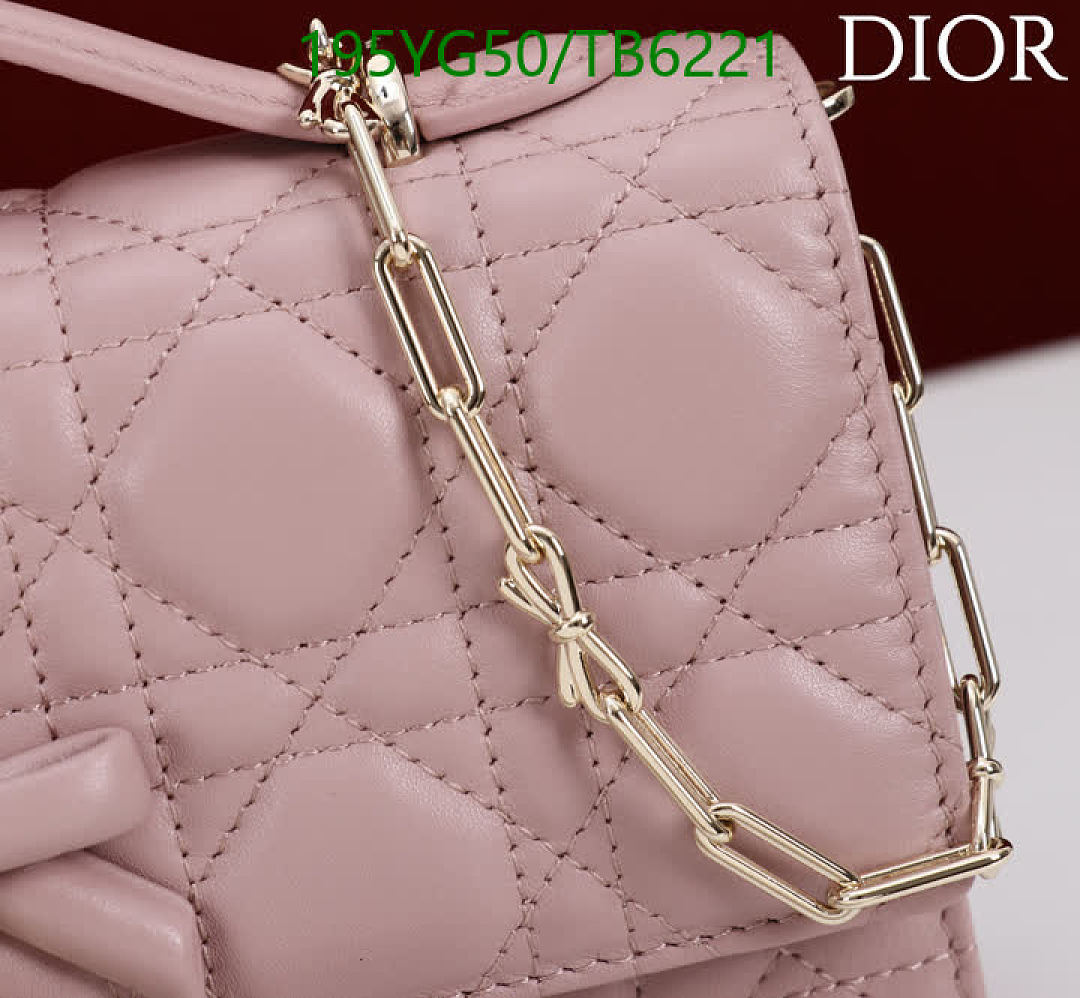 Dior-Bags(5A) Code: TB6221 $: 195USD