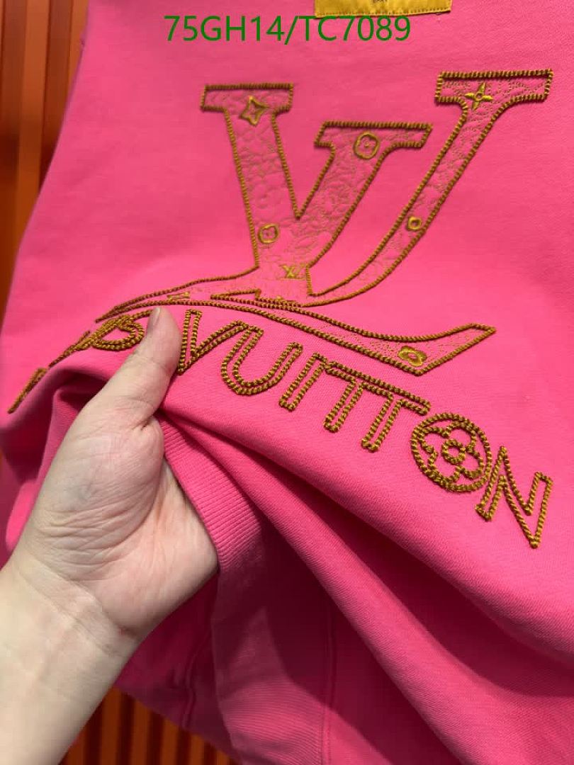 LV-Clothing Code: TC7089 $: 75USD